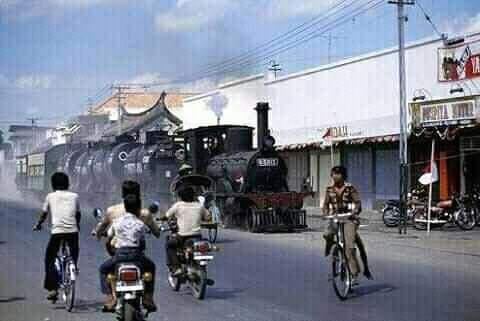 Ssuasan Desa Jaman dulu ada Kereta api
